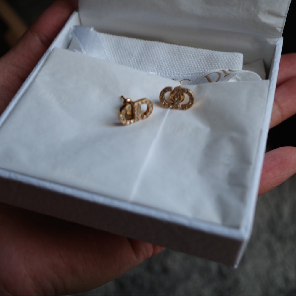 Dior Earring - Picture 5 of 10